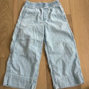 Gap wide leg pull on jeans size small